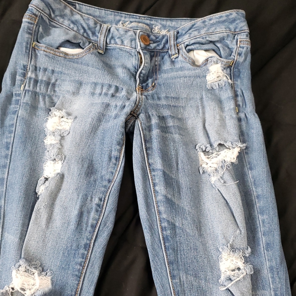 American Eagle distressed jeans